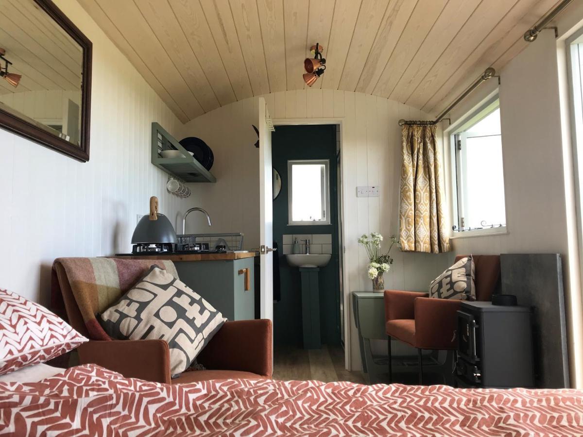 Ewe With A View Sea View Shepherds Huts Breage Exterior foto